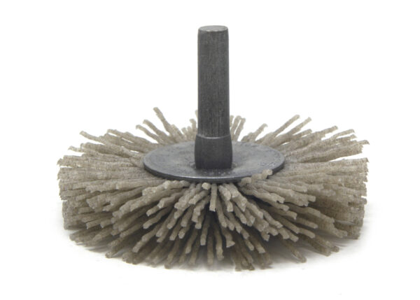 Brosse circulaire sur tige - Ø 63,5 mm - Ø fil 1,016 mm Grain 120 Oxyde d'Alumine - Montage sur mandrin