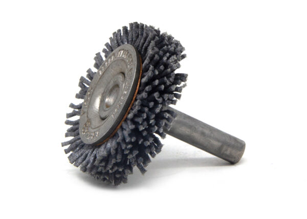 Brosse circulaire évasée sur tige - Ø 44,45 mm - Ø fil 0,559 mm Grain 120 Carbure de silicium - Montage sur mandrin