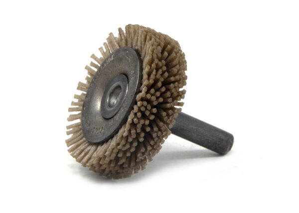 Brosse circulaire évasée sur tige - Ø 44,45 mm - Ø fil 0,889 mm Grain 180 Carbure de silicium - Montage sur mandrin